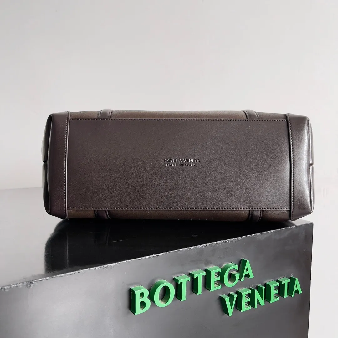 All categories 💚 Authentic bags 💚 BV 2025 new BV handbags